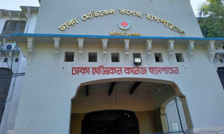 কাওরান বাজারে ট্রেনের ধাক্কায় ব্যবসায়ীর মৃত্যু
