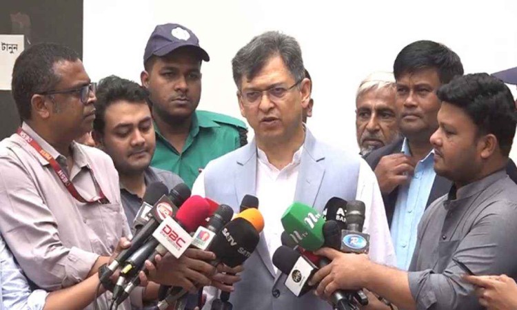 গুম কমিশনে অভিযোগ জমা দিলেন সালাহউদ্দিন আহমেদ