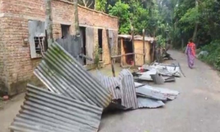 কাশিয়ানীতে বর্তমান ও সাবেক ইউপি চেয়ারম্যান সমর্থকদের সংঘর্ষ, আহত ১৫