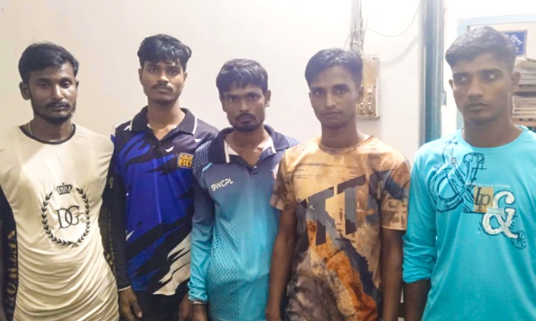 রাজশাহীতে ডিবির অভিযানে ৫ জুয়াড়ি আটক