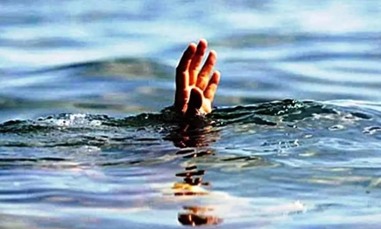 ডেমরায় পুকুরে ডুবে নারীর মৃত্যু