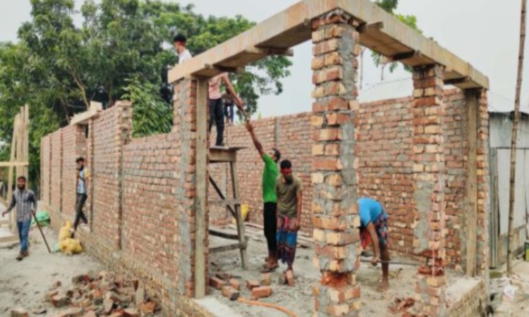 কোটালীপাড়ায় অবৈধ ১০টি স্থাপনা উচ্ছেদ