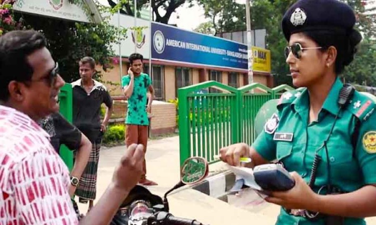 ট্রাফিক আইন লঙ্ঘনে ডিএমপিতে ১৭৭৯ মামলা, জরিমানা ৭৩ লাখ টাকা