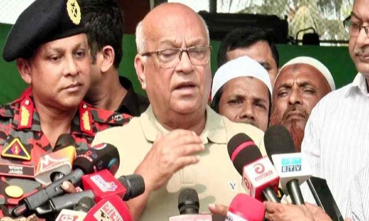 বন্যার কারণে নিত্যপণ্যের বাজারে প্রভাব পড়েছে: ত্রাণ উপদেষ্টা