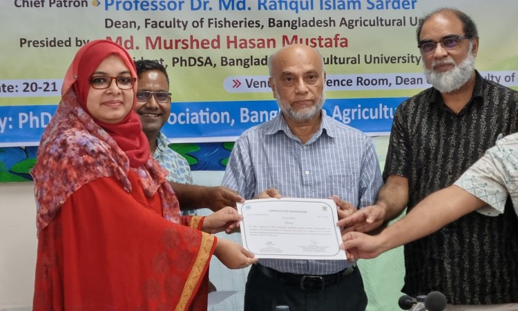 বাকৃবিতে পিএইচডি শিক্ষার্থীদের দক্ষতা বৃদ্ধিতে কর্মশালা
