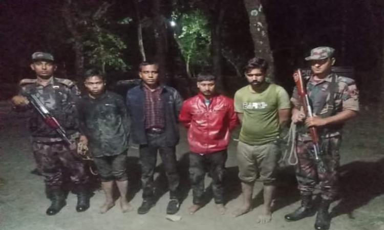 ডিমলা সীমান্ত দিয়ে অবৈধভাবে ভারতে অনুপ্রবেশের চেষ্টা, আটক ৪