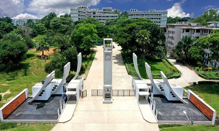 কুবি প্রশাসনে ৩০ কর্মকর্তা-কর্মচারীকে বদলি