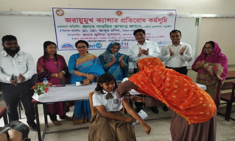নড়াইলে জরায়ুমুখ ক্যান্সার প্রতিরোধে টিকাদান কর্মসূচির উদ্বোধন