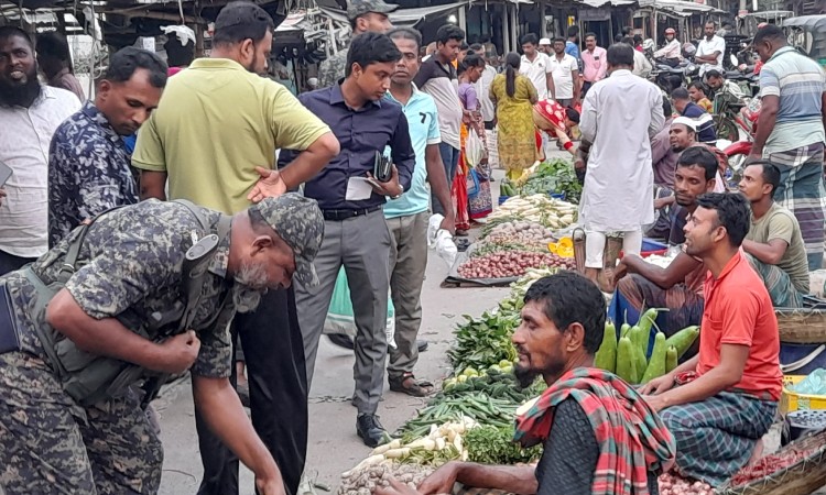 নড়াইলে ব্যবসায়ীকে অর্থদণ্ড ও ৩ দিনের জেল