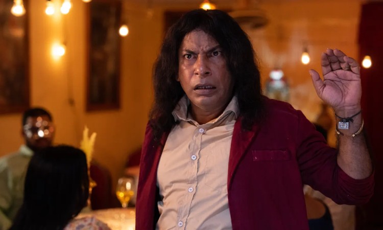 এবার ‘অন্যরকম’ সিরিজে মোশাররফ করিম