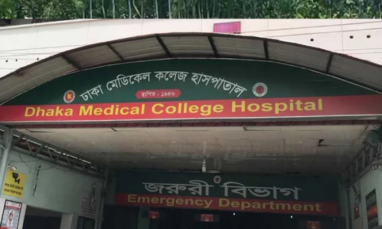 যাত্রাবাড়ীতে কাভার্ডভ্যানের ধাক্কা, নিহত ২