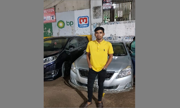 ঢাকা কলেজে পুলিশ পরিচয়ে অর্থ আদায়ের অভিযোগ ছাত্রদল নেতার বিরুদ্ধে