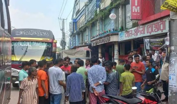 রাজশাহী-চাঁপাইনবাবগঞ্জ রুটে বাস চলাচল বন্ধ