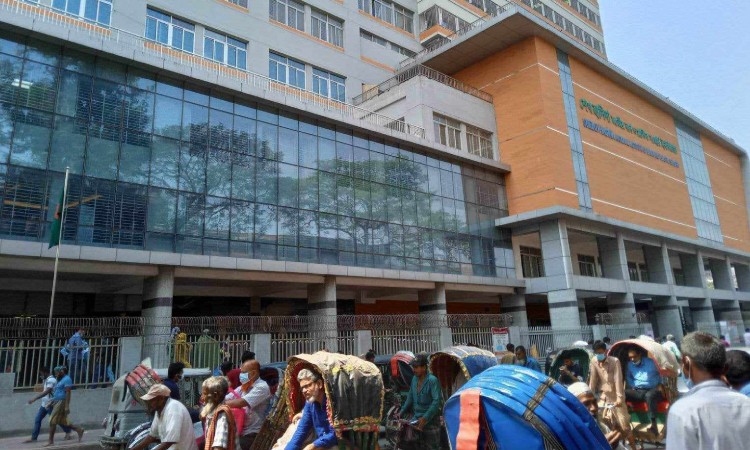 শ্যামপুরে সিগারেট ধরাতে গিয়ে গ্যাস বিস্ফোরণে দগ্ধ ৩