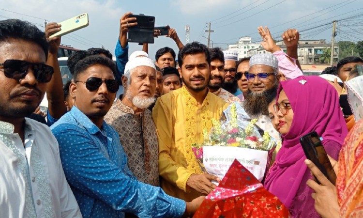 ৩০০ আসনে প্রার্থী দেবে গণঅধিকার পরিষদ: নুর