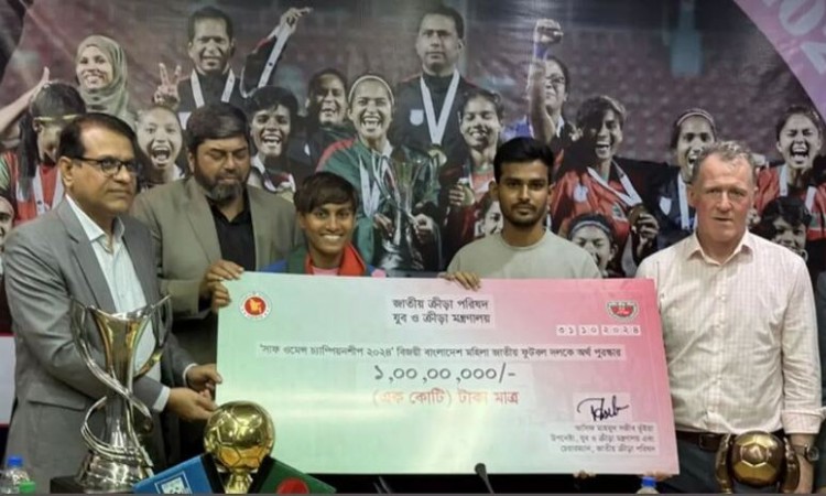 সাফজয়ীদের জন্য মন্ত্রণালয়ের কোটি টাকা পুরস্কার ঘোষণা