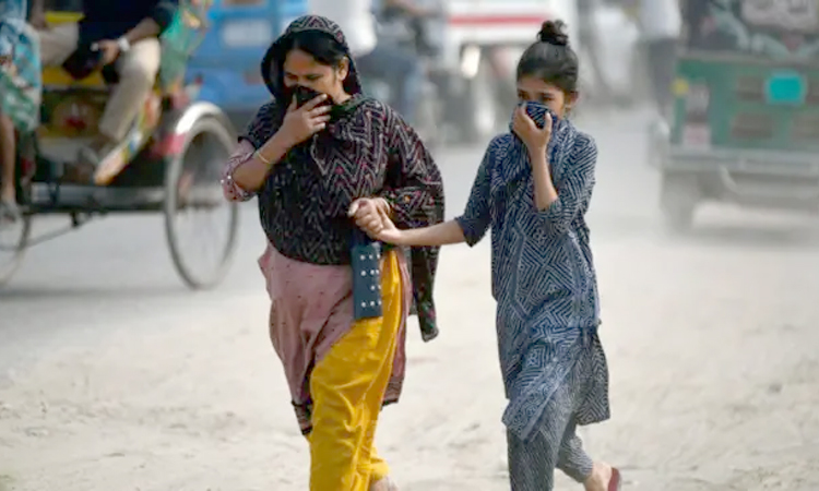 বায়ুদূষণের শীর্ষে দিল্লি, সপ্তম ঢাকা