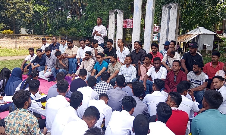 শালিখায় ছাত্রদলের নেতৃবৃন্দের সাথে শিক্ষার্থীদের মতবিনিময় সভা অনুষ্ঠিত