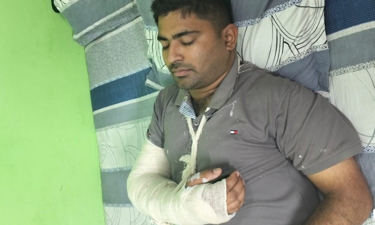 ফেনীতে প্রকাশ্যে ব্যবসায়ীকে হত্যার চেষ্টা