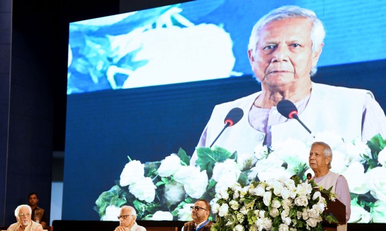 'অভ্যুত্থানের পর মানুষ চিন্তার স্বাধীনতা পেয়েছে'