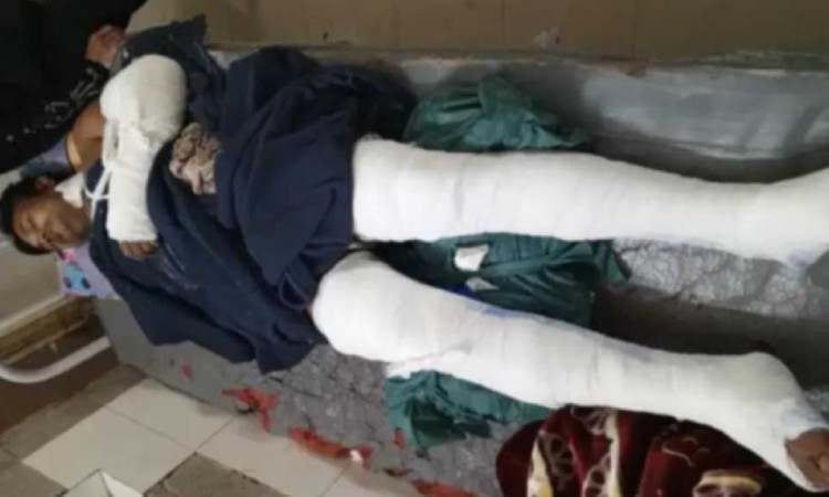 ফেনীতে যুবলীগ নেতাকে কুপিয়ে হত্যার চেষ্টা