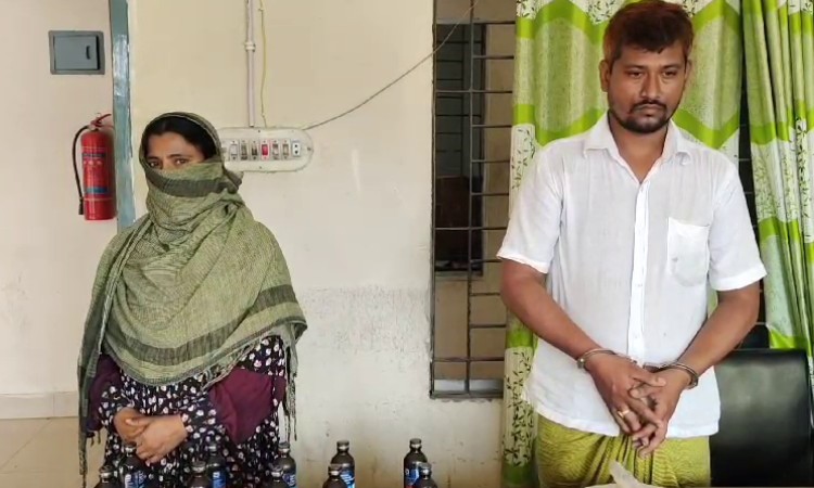 দৌলতপুরে ফেনসিডিল ও গাঁজাসহ ২ জন আটক