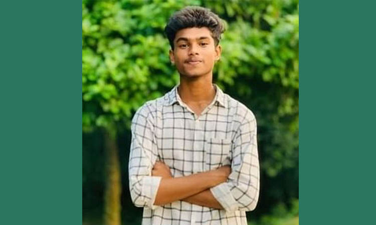 প্রেমে রাজি না হওয়ায় তরুণকে অপহরণ, ছাত্রী আটক