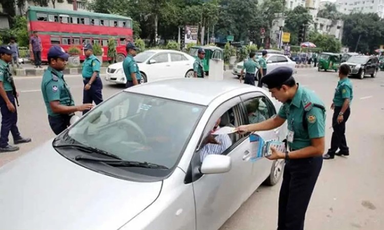 ট্রাফিক আইন লঙ্ঘনে ২১৩১ মামলা, জরিমানা ৭৭ লাখ