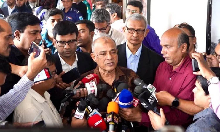 বিজয় দিবস ঘিরে নিরাপত্তা ঝুঁকি নেই: স্বরাষ্ট্র উপদেষ্টা