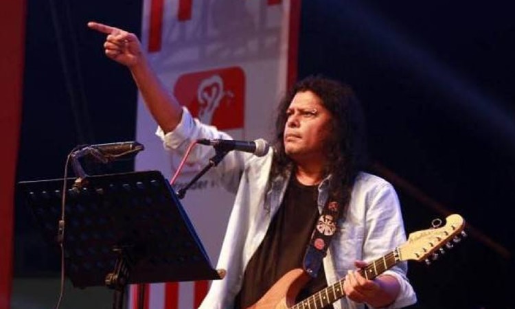 সৌদি সরকারের আমন্ত্রণ পেলেন জেমস