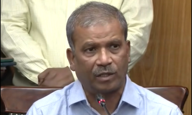 রাতারাতি একটি কলেজকে বিশ্ববিদ্যালয় করা সম্ভব না: আইন উপদেষ্টা