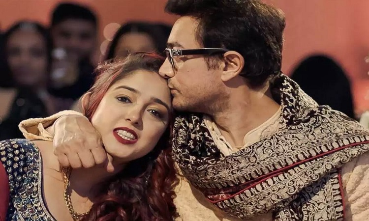 মেয়ের সঙ্গে আমিরও যাচ্ছেন মনোবিদের কাছে!