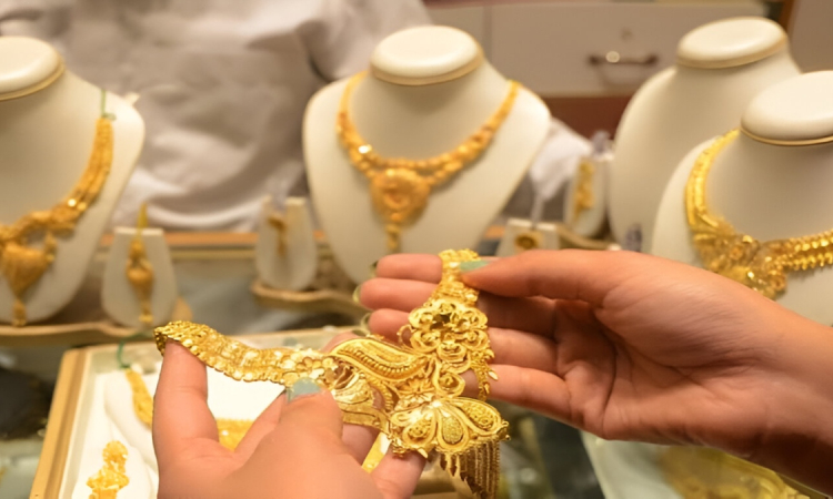 ফের বাড়ল স্বর্ণের দাম
