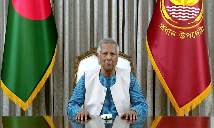 প্রথমবার সচিবালয়ে প্রধান উপদেষ্টা ড. ইউনূস