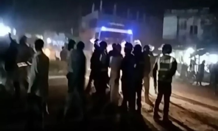 গাইবান্ধায় জামায়াতের সঙ্গে বিএনপির ধাওয়া-পাল্টা ধাওয়া
