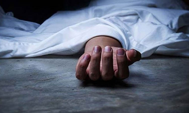 টিএসসিতে মোটরবাইক নিয়ন্ত্রণ হারিয়ে যুবক নিহত