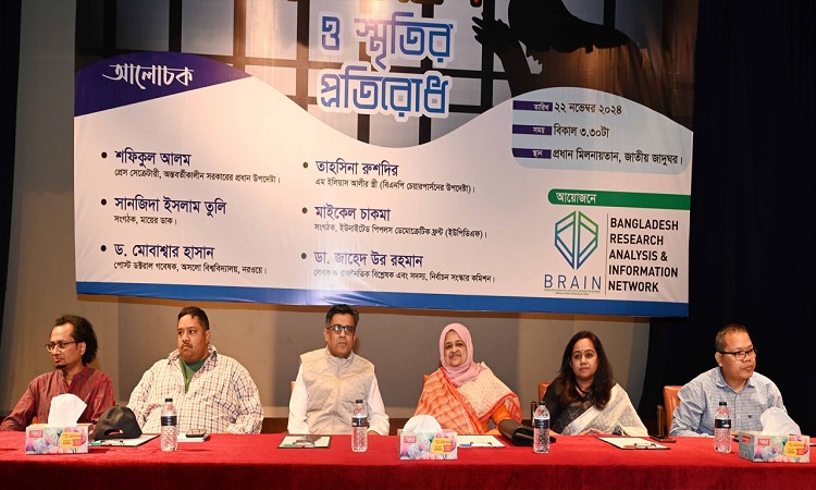 গুমের সঙ্গে জড়িত কেউ রাজনীতিতে ফিরতে পারবে না : প্রেস সচিব