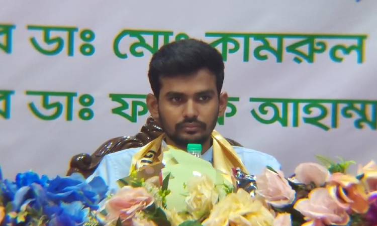 ঢামেক শিক্ষার্থীদের অবদান স্মরণীয় হয়ে থাকবে: ক্রীড়া উপদেষ্টা
