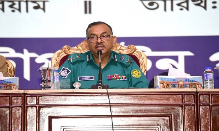 ঢাকাবাসীকে নিরাপদ রাখতে হবে: ডিএমপি কমিশনার