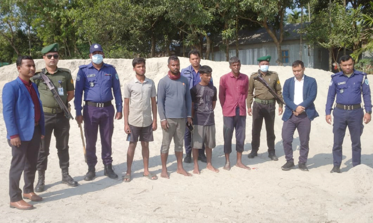 চিলমারীতে অবৈধভাবে বালু উত্তোলন, ৩ জনকে কারাদণ্ড