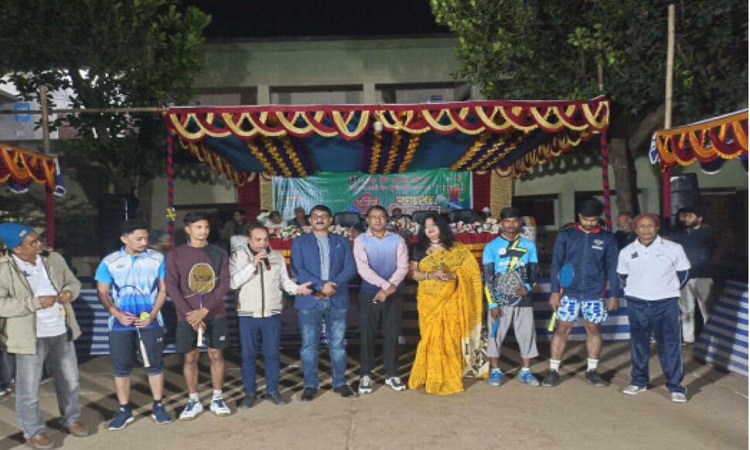 এফ টি আই গ্রুপ দ্বৈত ব্যাডমিন্টন টুর্নামেন্টের উদ্বোধন