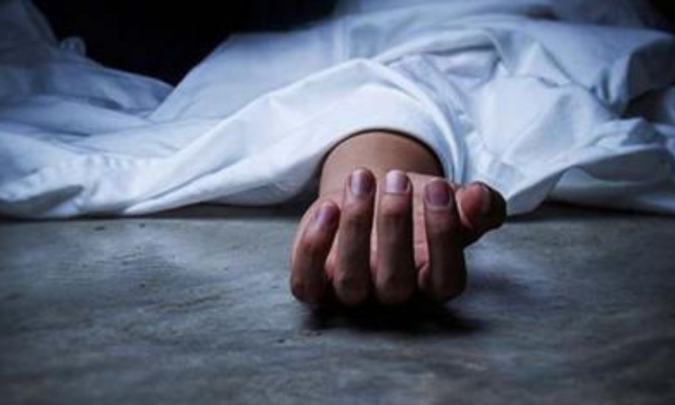 তালায় ছেলের হাতে মায়ের মৃত্যুর অভিযোগ
