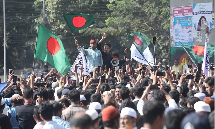 আইনজীবী হত্যায় জড়িতদের ২৪ ঘণ্টার মধ্যে গ্রেপ্তারের দাবি