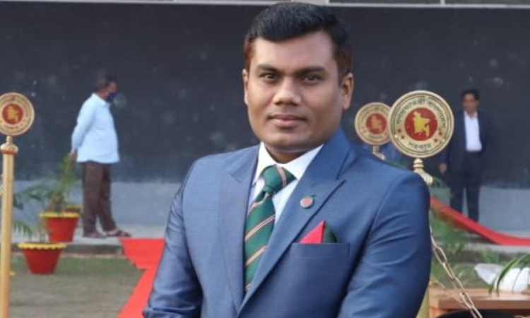 ময়মনসিংহ বিভাগের শ্রেষ্ঠ ইউএনও ঝিনাইগাতীর রাসেল
