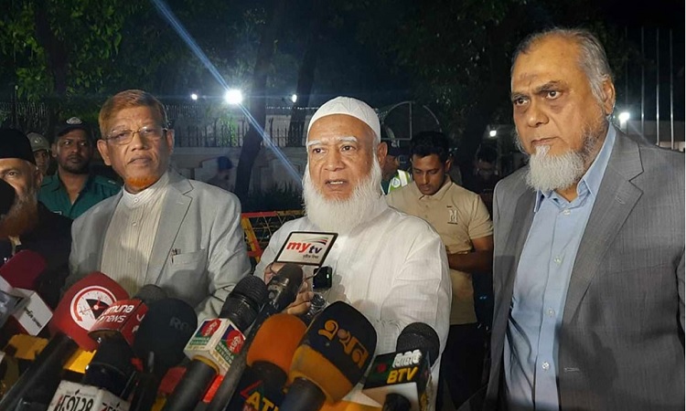 জাতীয় স্বার্থের বিরুদ্ধে যারাই যাবে, পদক্ষেপ নিতে হবে