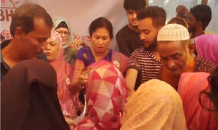 ব্রাহ্মণবাড়িয়ায় 'আভা'র উদ্যেগে দরিদ্র নারীদের মাঝে আর্থিক অনুদান প্রদান