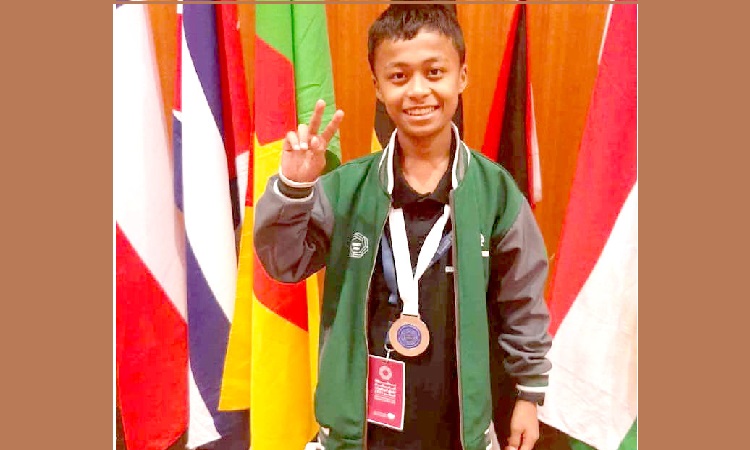 কাতারে গণিত প্রতিযোগিতা : উছাইওয়াং-এর রৌপ্য অর্জন