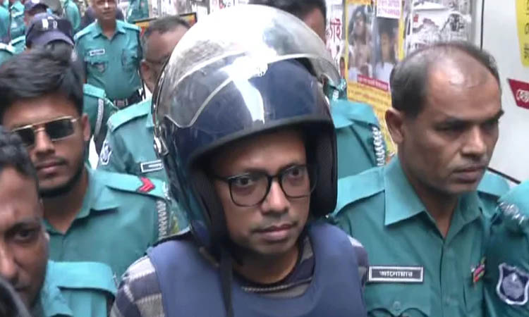 কারাগারে ডিভিশন পাচ্ছেন না পলক, জানালেন অভিযোগ
