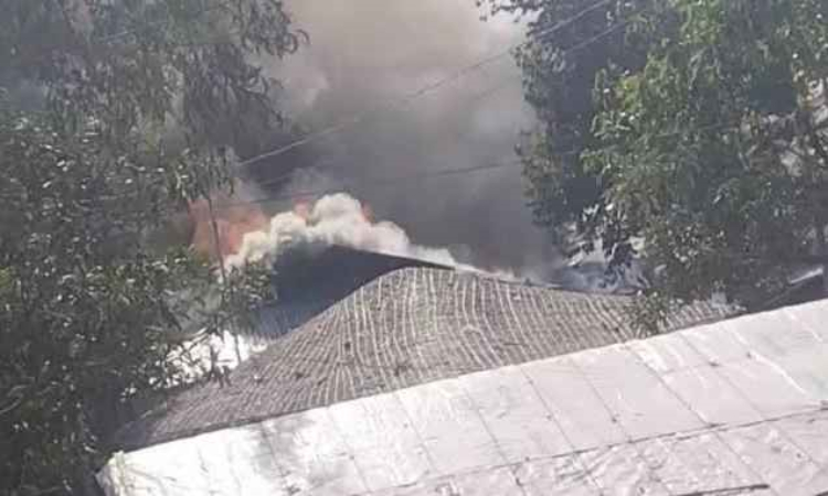 রোহিঙ্গা ক্যাম্পে আগুনে পুড়ল ৭ স্থাপনা