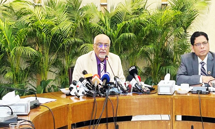 সরকারের উচিত ২ বছরের মধ্যমেয়াদি পরিকল্পনা করা: দেবপ্রিয়